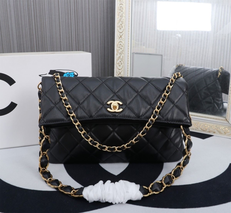 Ch**el shopping bags